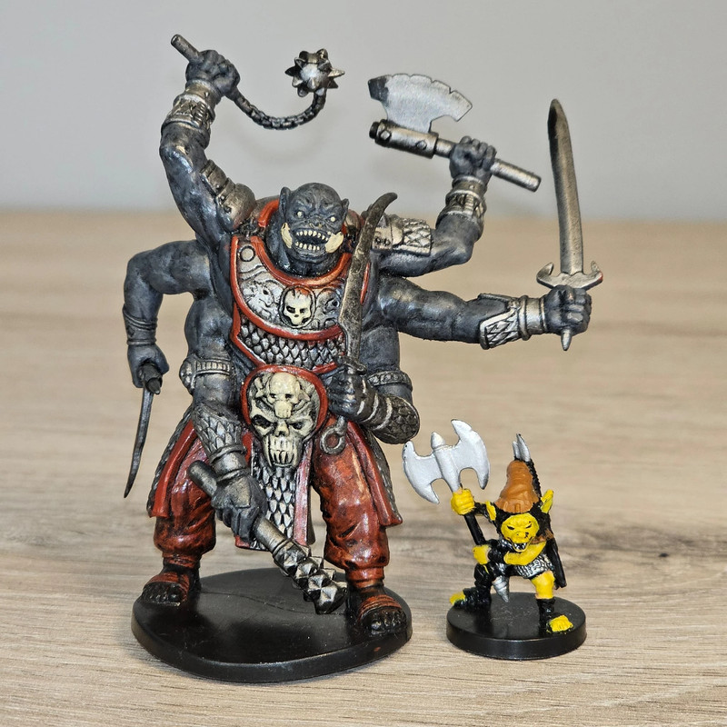 Dungeons & Dragons Miniatures – War Drums 28/60 – Aspect of Hextor – Rare
