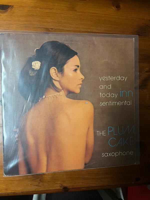The plum cake saxophone
