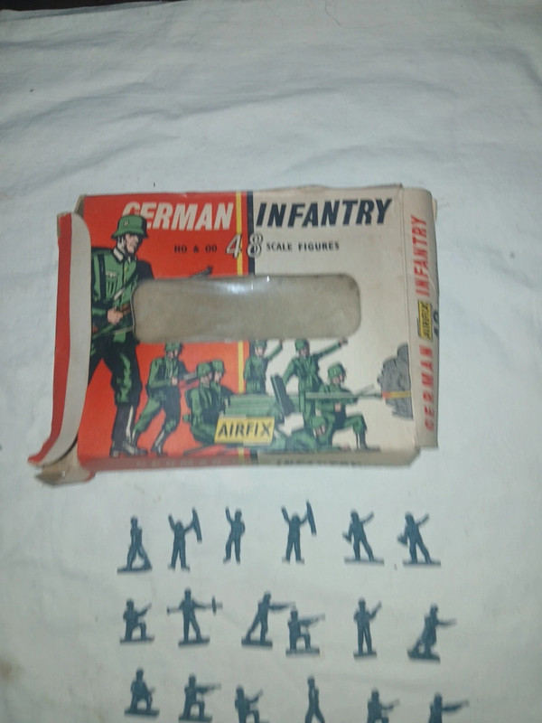 Boite Airfix German infantry 1/72 incomplètes