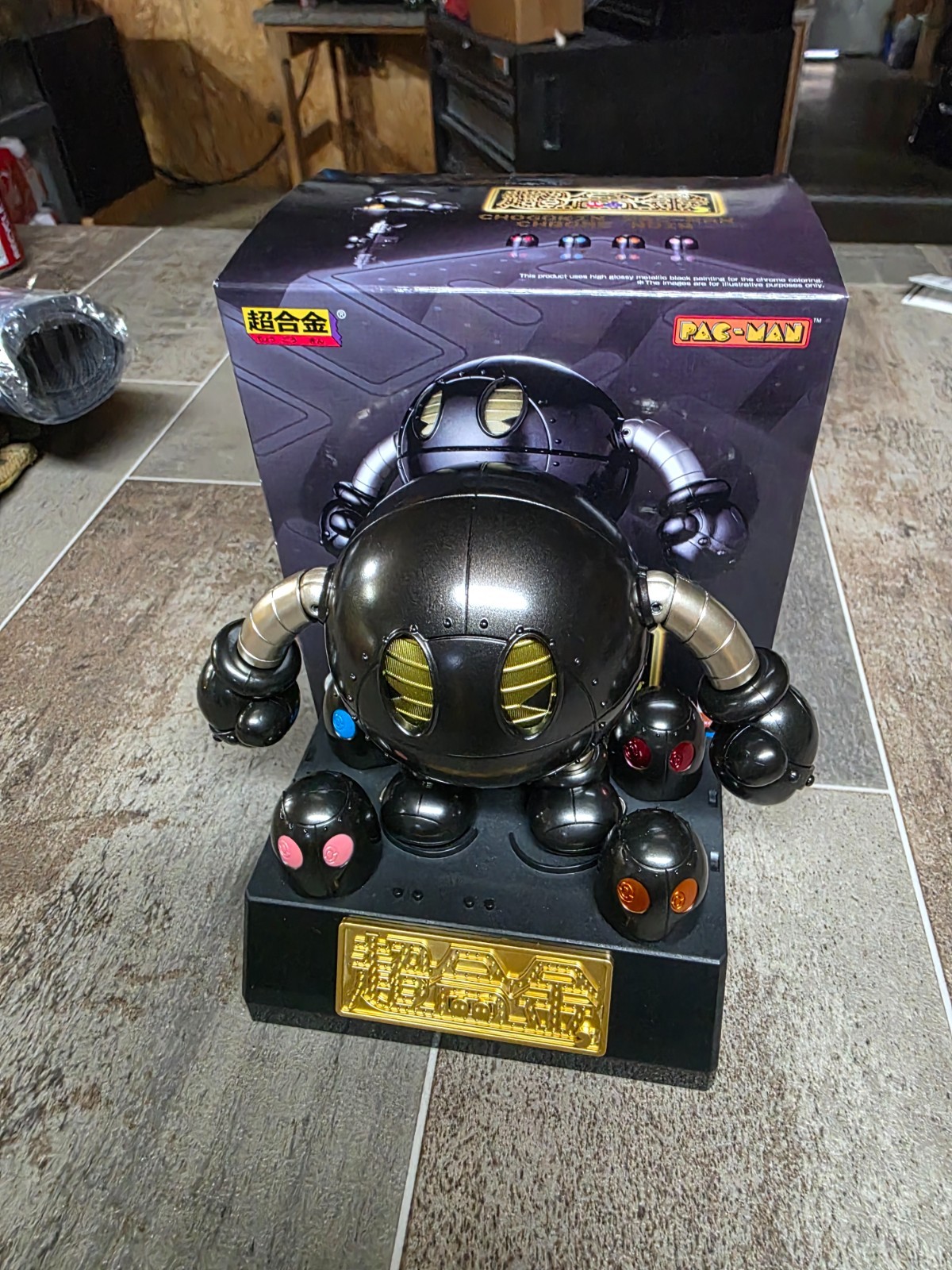 Pac-Man World Collector's Edition Chogokin Chrome Noir Figure Black