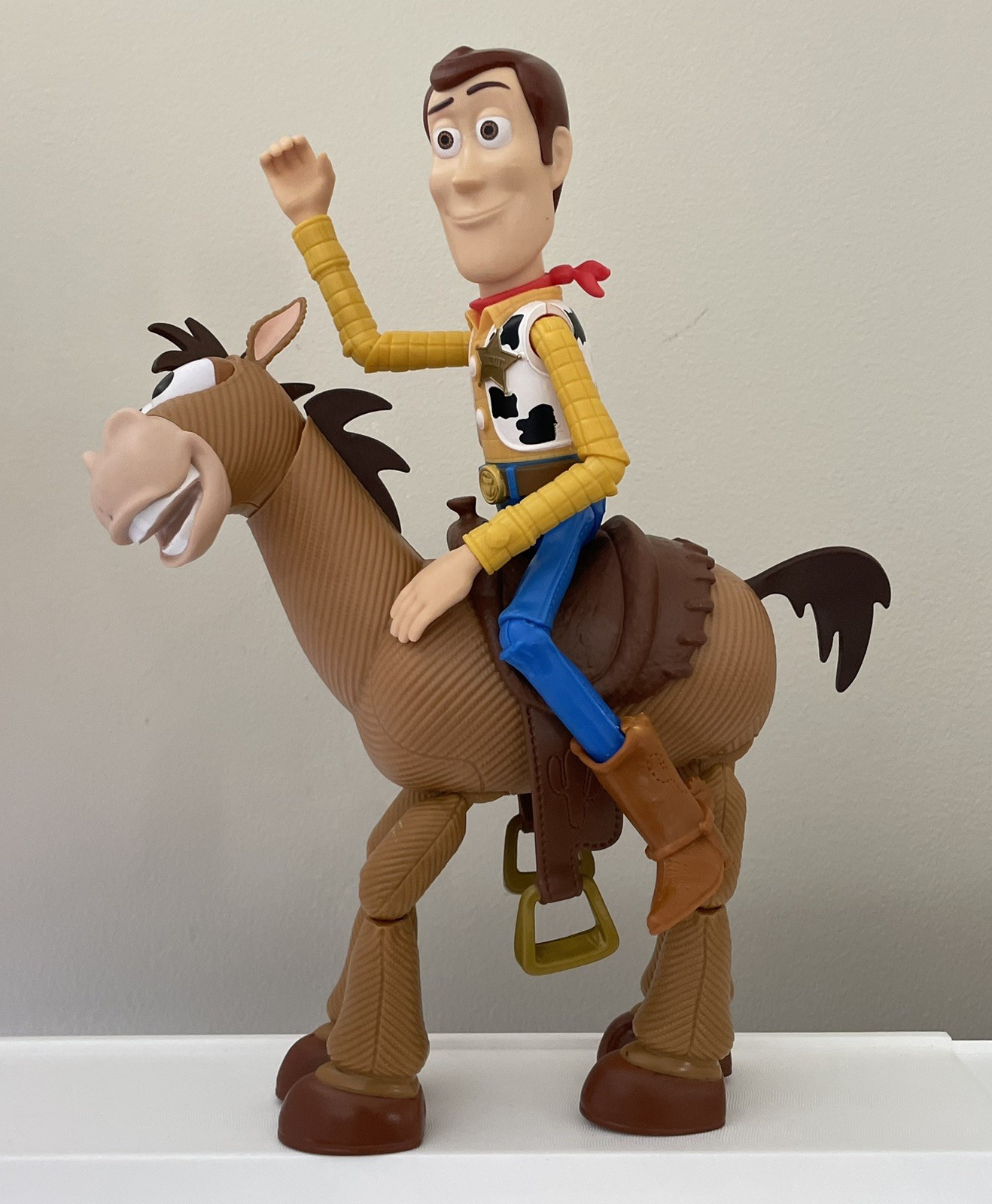 Disney Pixar TOY STORY Woody 9" & Bullseye Horse 2 Jointed Figures 2017 2018