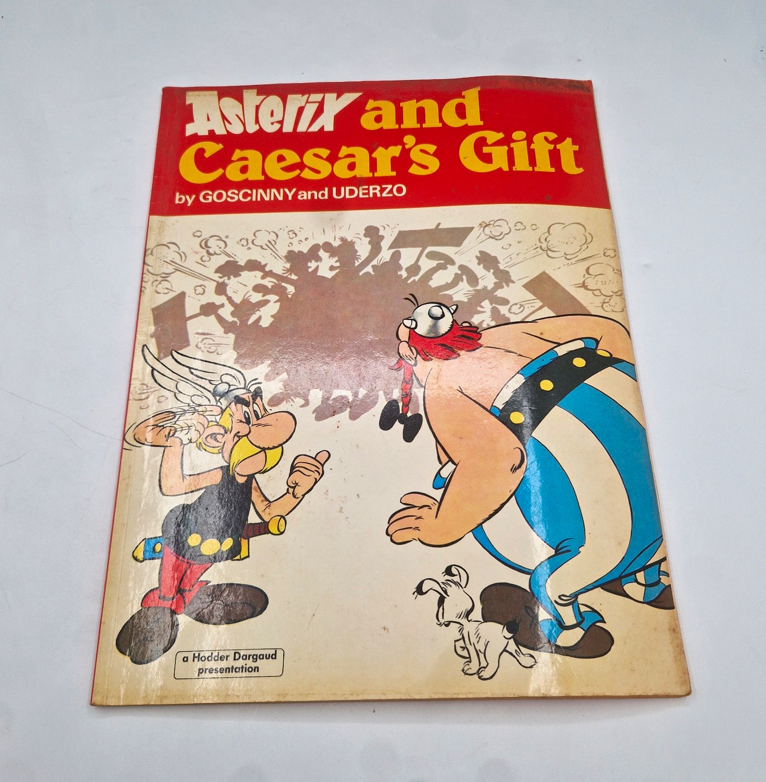 Asterix: Caesar's Gift - Hodder Dargaud Softcover (English) 1983