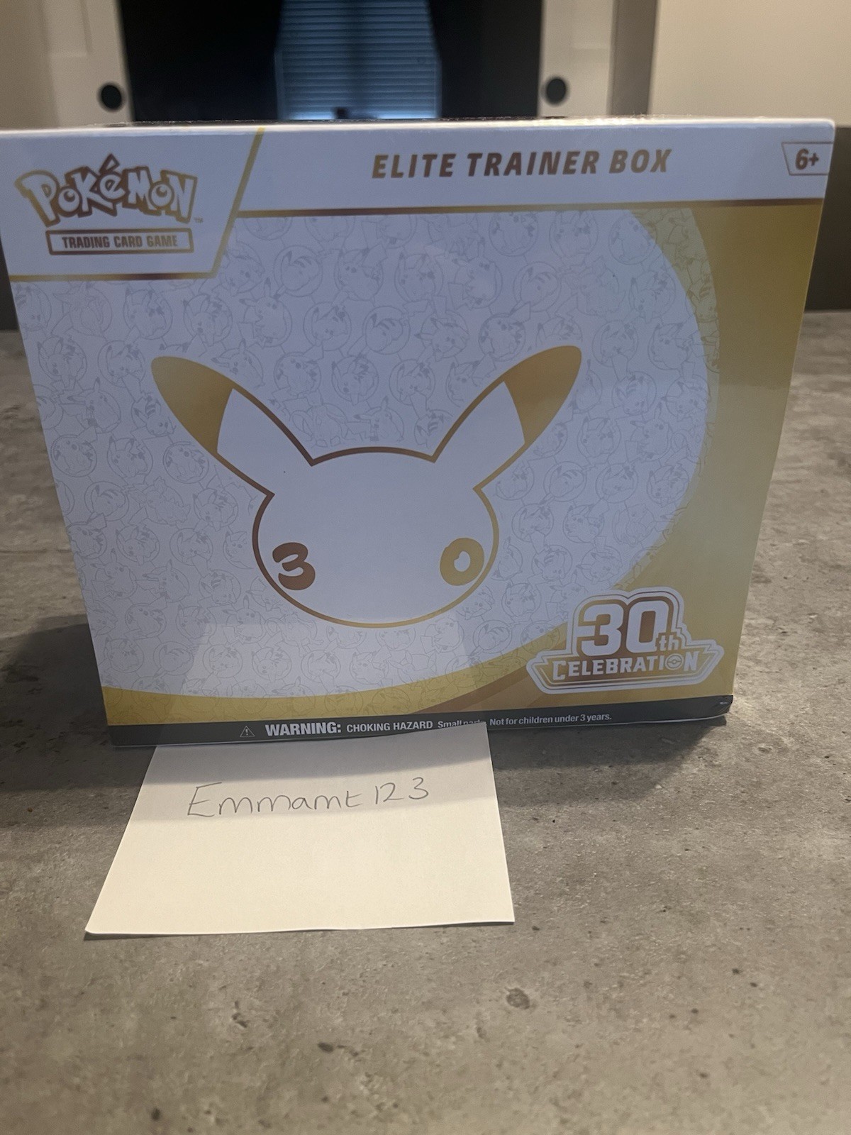 Pokemon TCG: 30th Celebration - Elite Trainer Box ETB