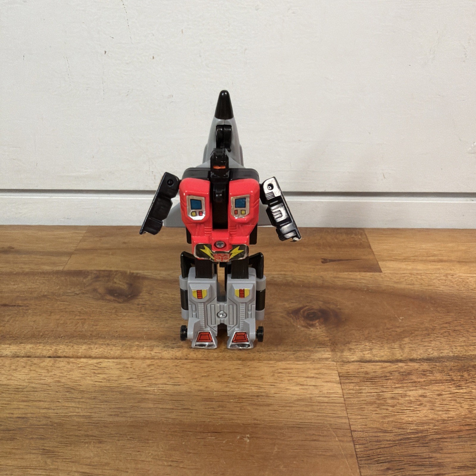 Modellino Hasbro Transformers G1 Skydive 1985 vintage spedizione veloce!
