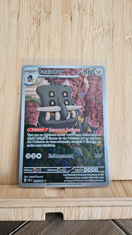 Carte pokemon bastiodon