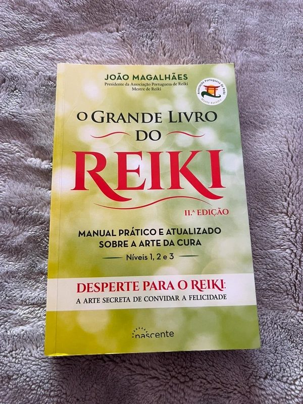 Livro o grande livro do reiki