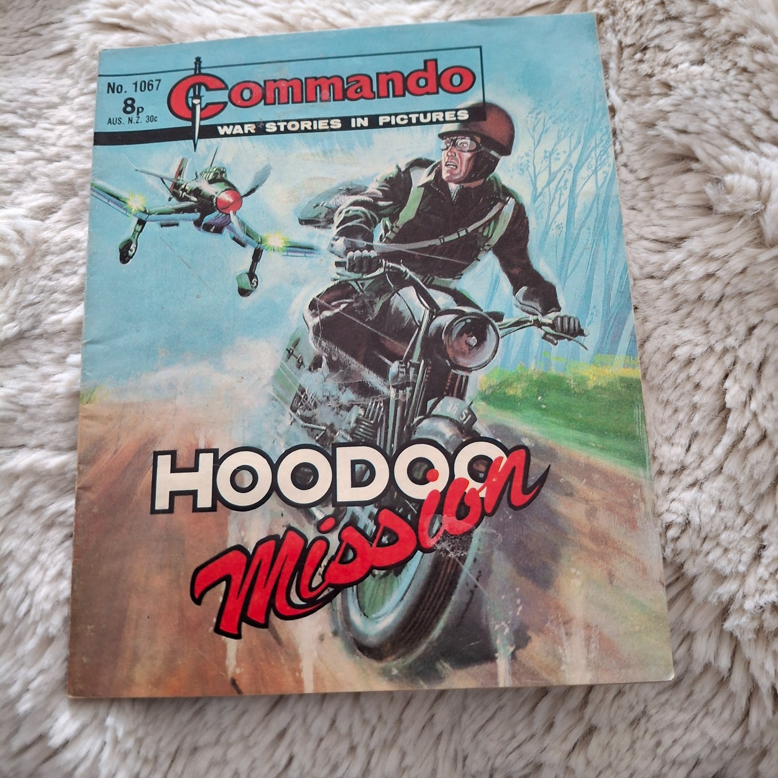 Commando Comic - No 1067 Hoodoo Mission   - Very Good  Condition