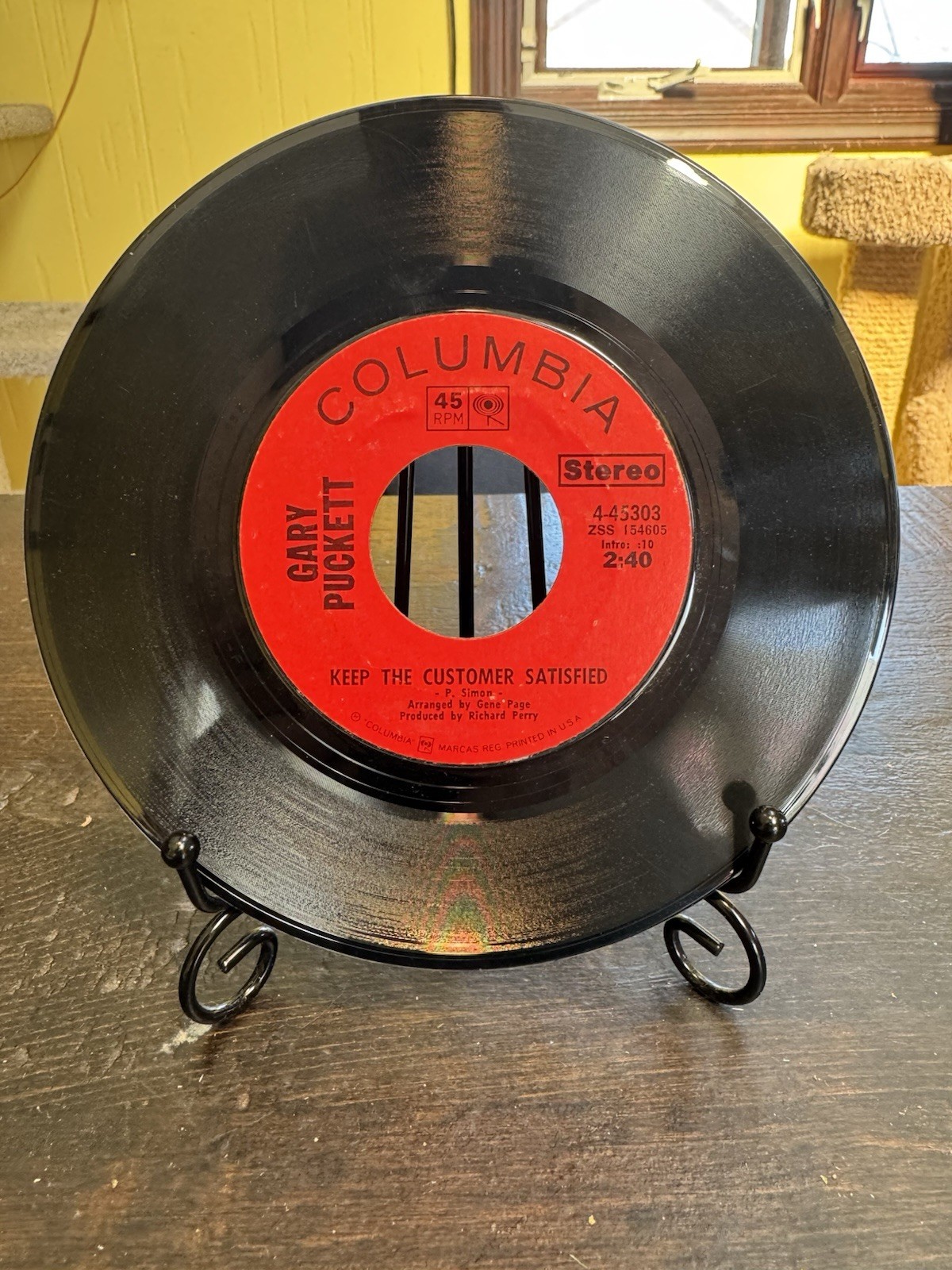 Gary Puckett Keep the Customer Satisfied / No One Really Knows Columbia 4-45303