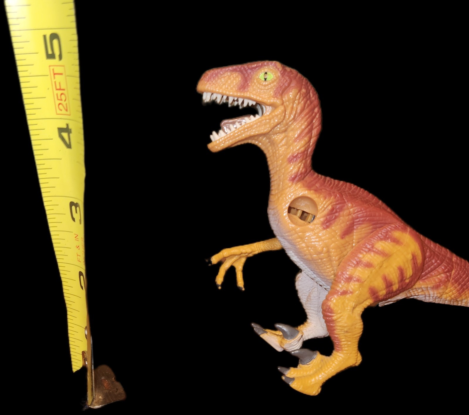 ONE ARMATE Vintage 1993 Jurassic Park VELOCIRAPTOR JP10 Dinosauro 9" 
