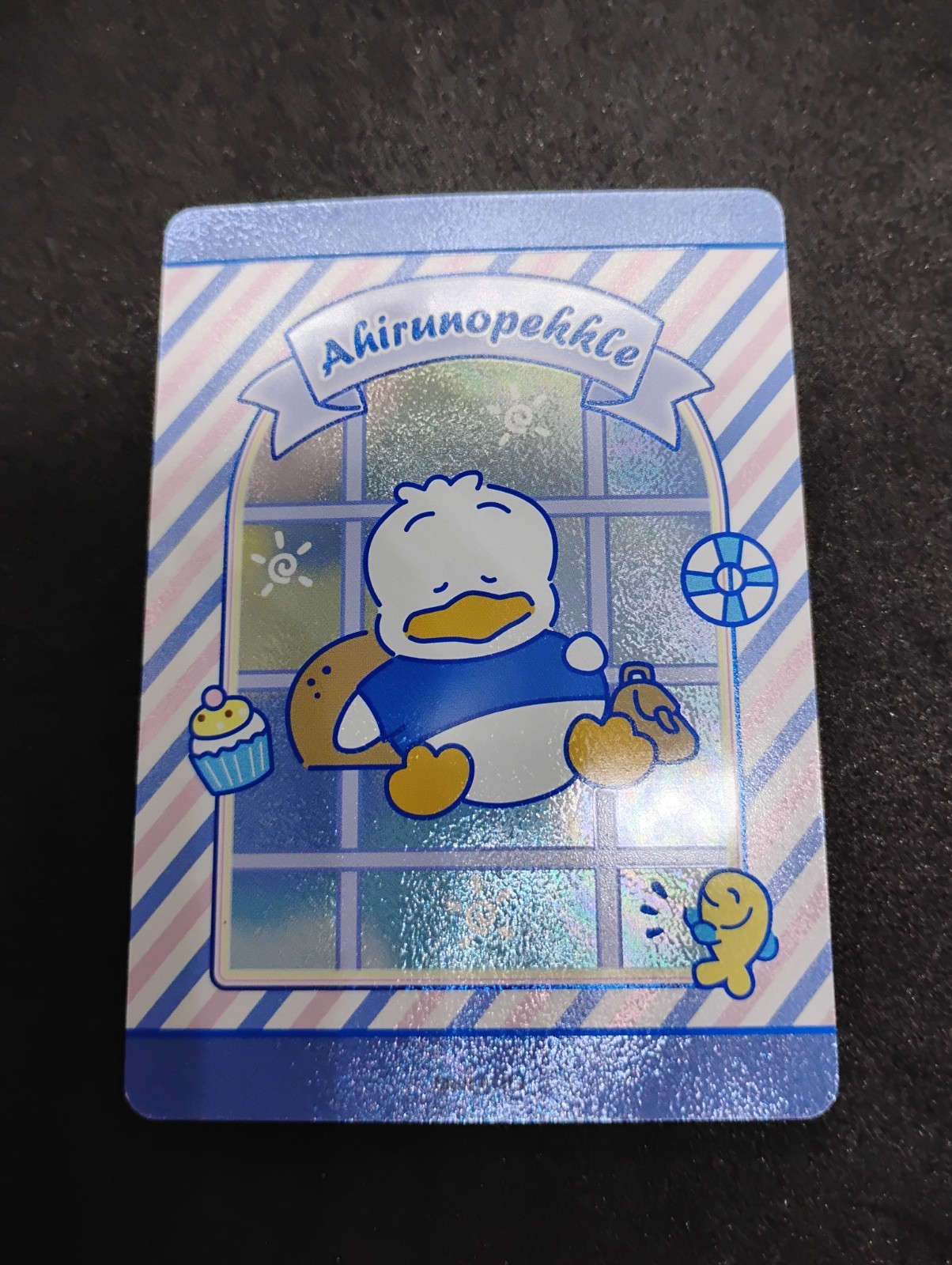 Carta collezionabile Sanrio Ahiru no Pekkle design finestra blu