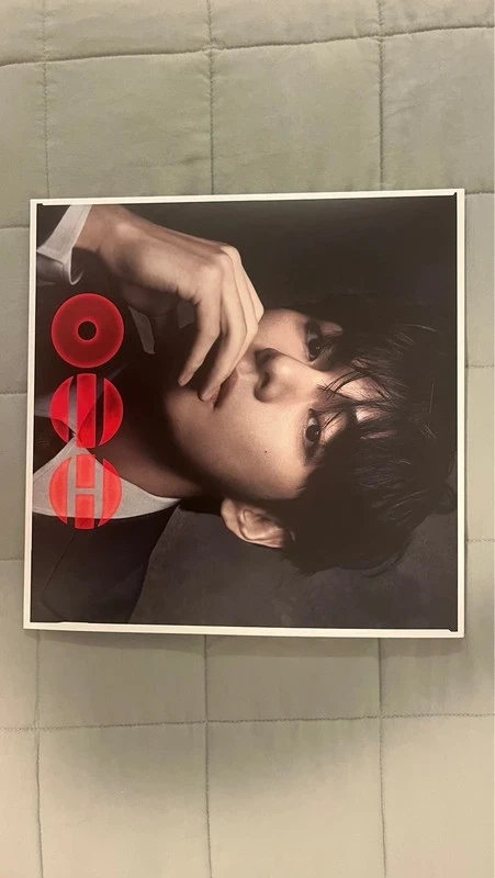 Vinyl V BTS