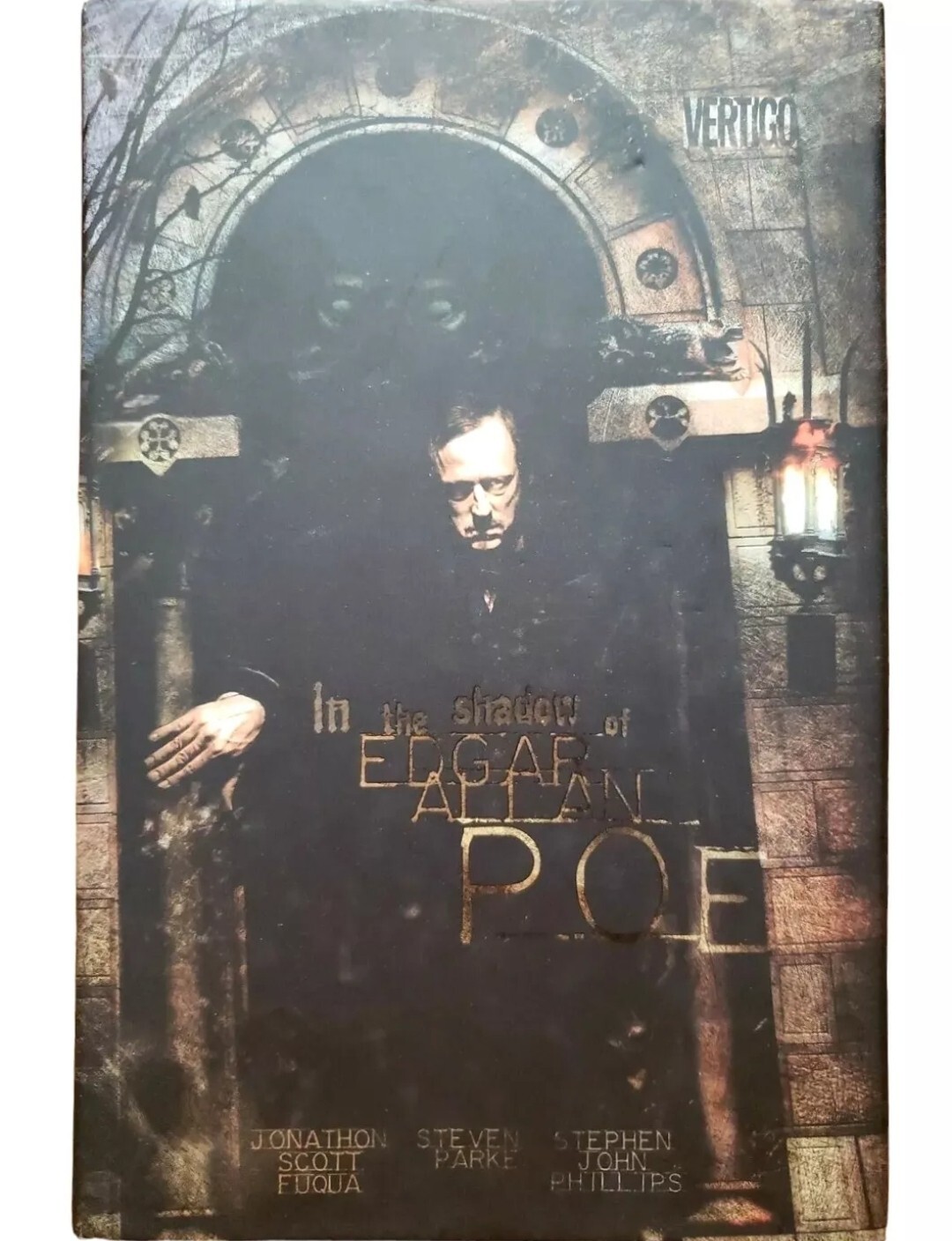 Nelle ombre di Edgar Allan Poe copertina rigida graphic novel libro Vertigo