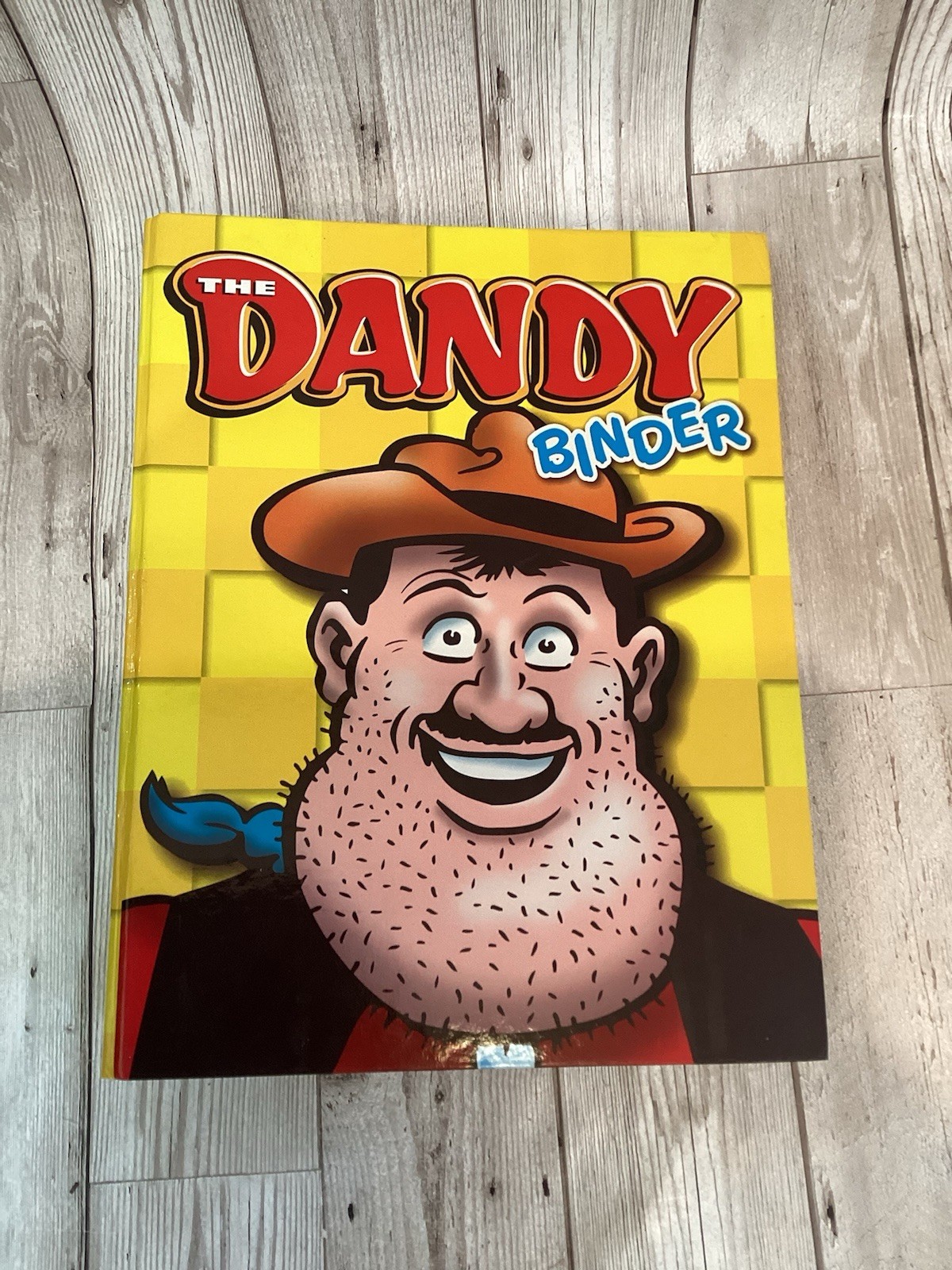 The Dandy  Binder (2004)  with 28 Comics. 