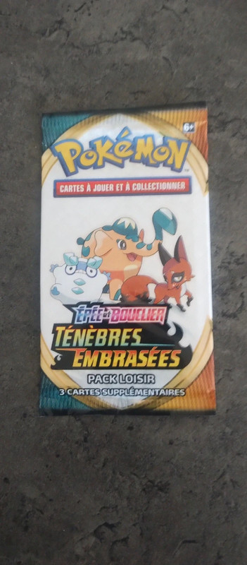 Booster Pokémon Pack Loisir Épée et Bouclier : Ténèbres Embrasées – Neuf Scellé FR