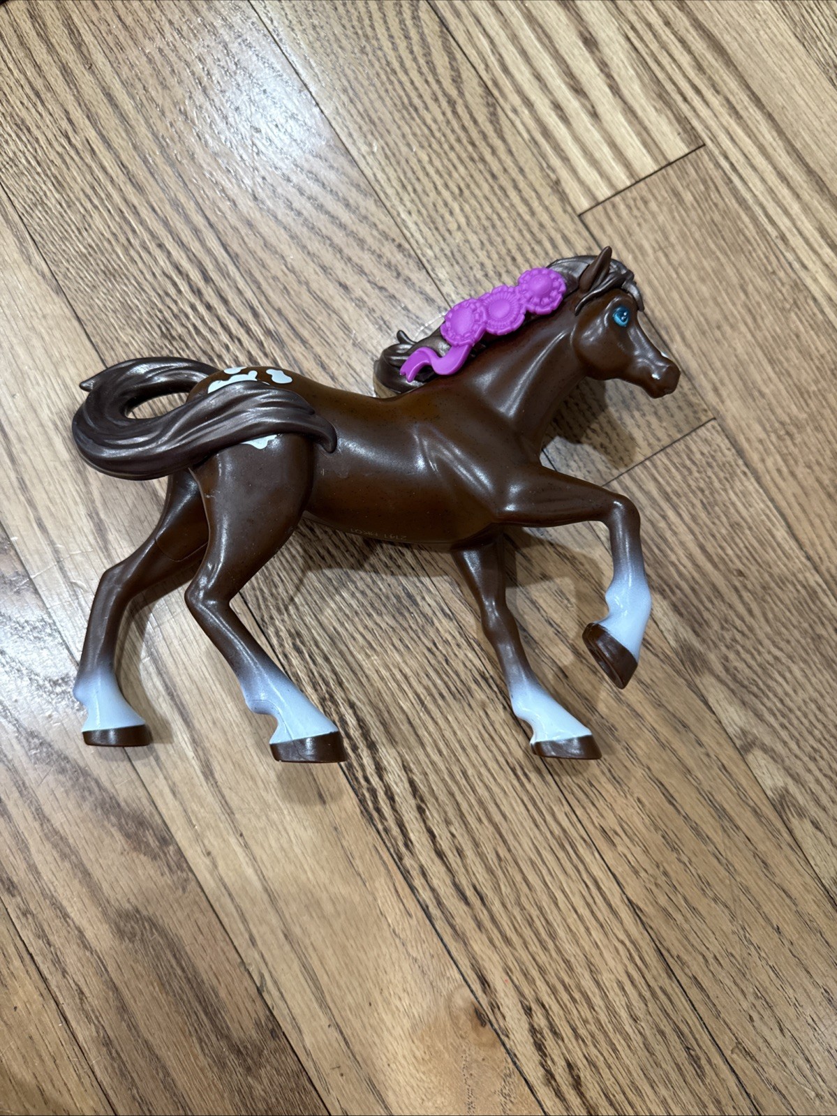 Giocattolo cavallo marrone caramello scuderia Winner's 2021