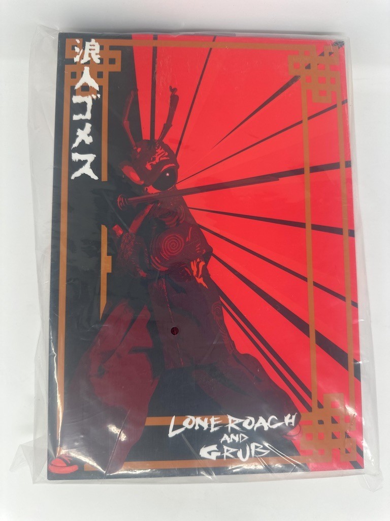 Modellino Mezco One:12 Collective Gomez Lone Roach And Grub