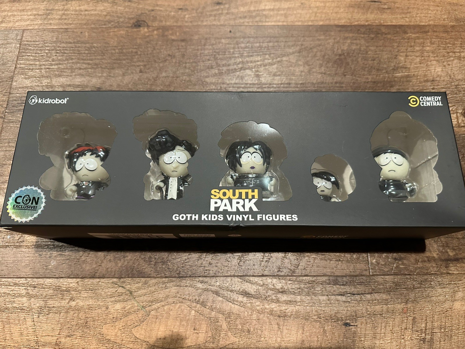 Kidrobot South Park 2024 SDCC Exclusive Goth Kids GITD confezione da 5 LE 500 pezzi