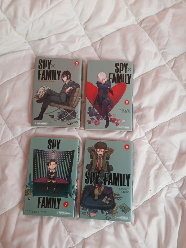 Lots de 4 manga spy x family