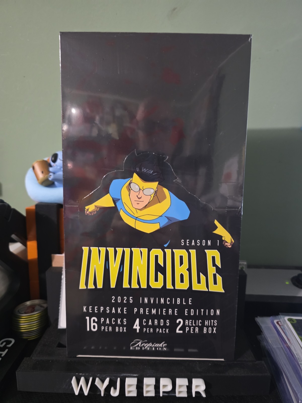 2025 Keepsake Invincible Stagione 1 Premiere Edition Hobby Box Nuovo Sigillato