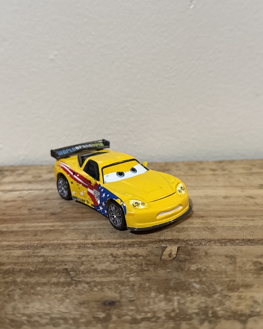 Mattel Disney Pixar Cars 2 Jeff Gorvette 4