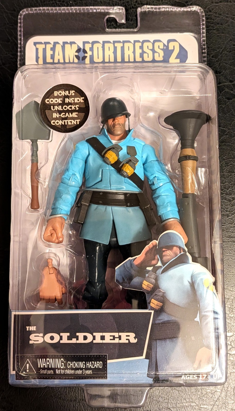 NECA Team Fortress 2 SOLDIER (Blue) Action Figure New