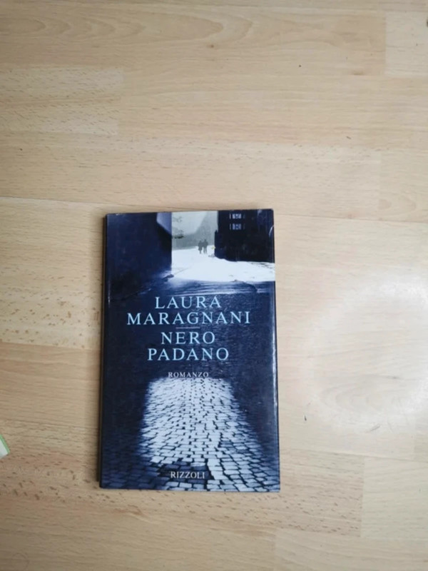 📚 Nero padano - Laura Maragnani
