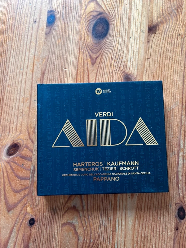 Aida von Giuseppe Verdi, drei CDs