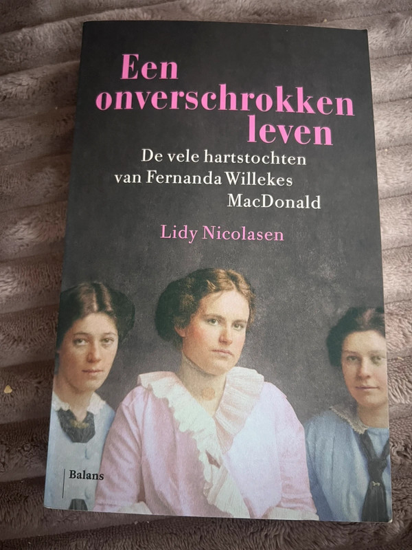 Een onverschrokken leven – Lidy Nicolasen