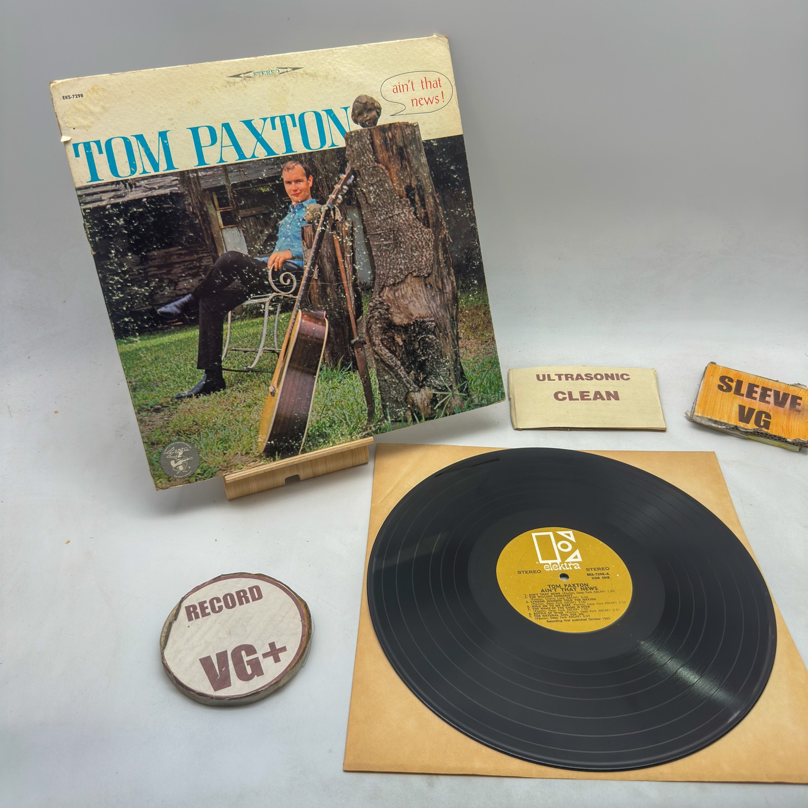 Tom Paxton - Ain't That News VG+/VG 0 Ultrasonic Clean Vinyl Country / Folk