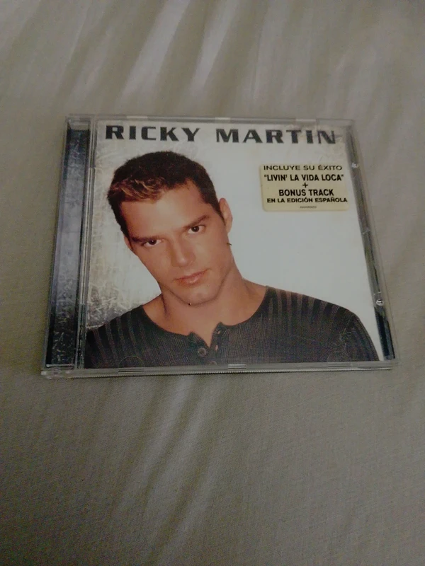 Cd de música Ricky Martín
