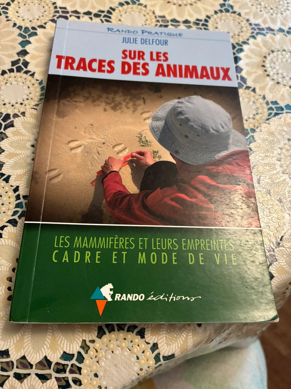 Livre sur les traces des animaux
