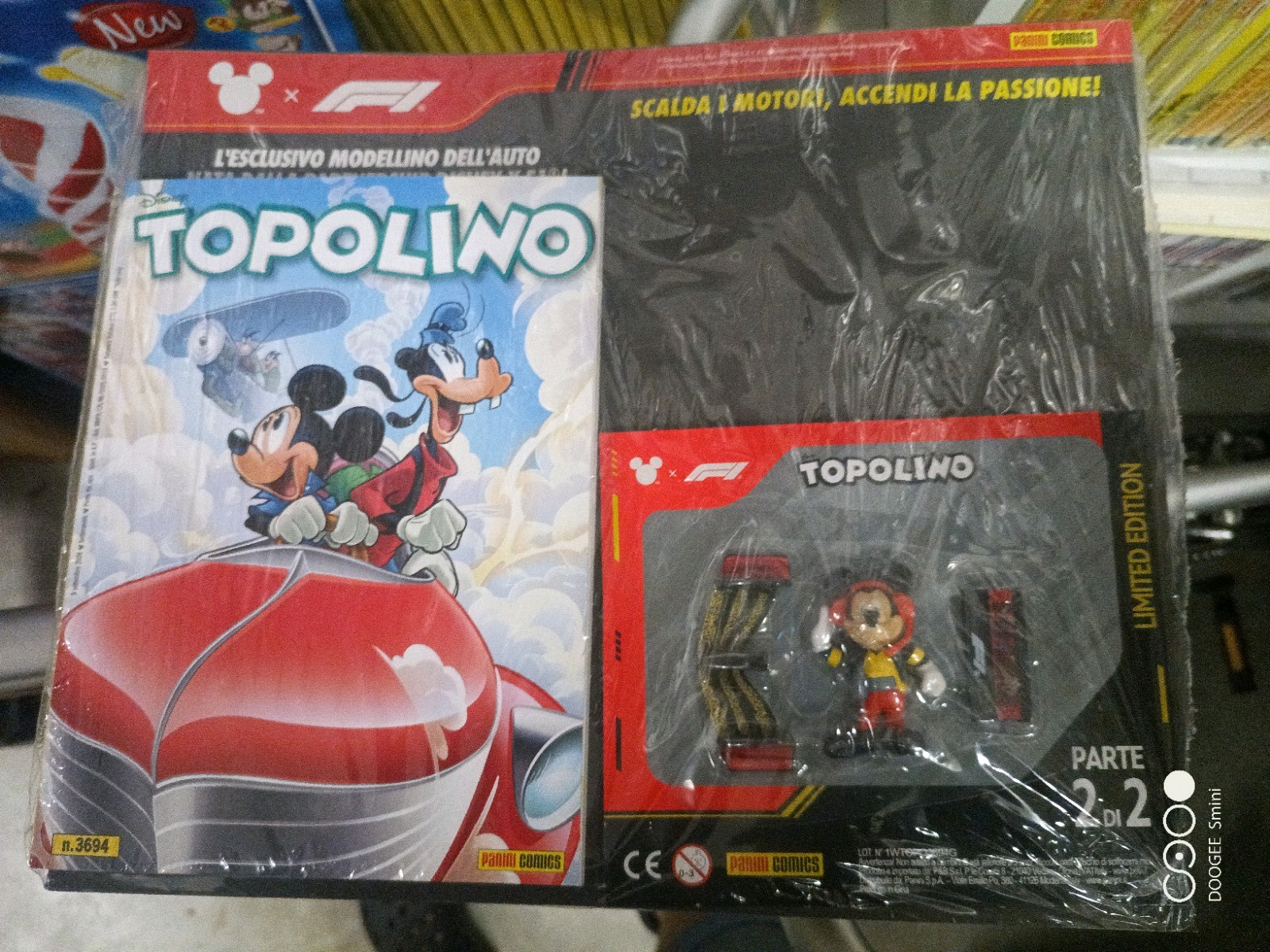 Panini Comics Topolino n. 3694 Limited Edition con gadget F1 2024 Parte 2/2