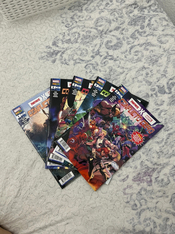 Pack de cómics fortnite x marvel conflicto cero