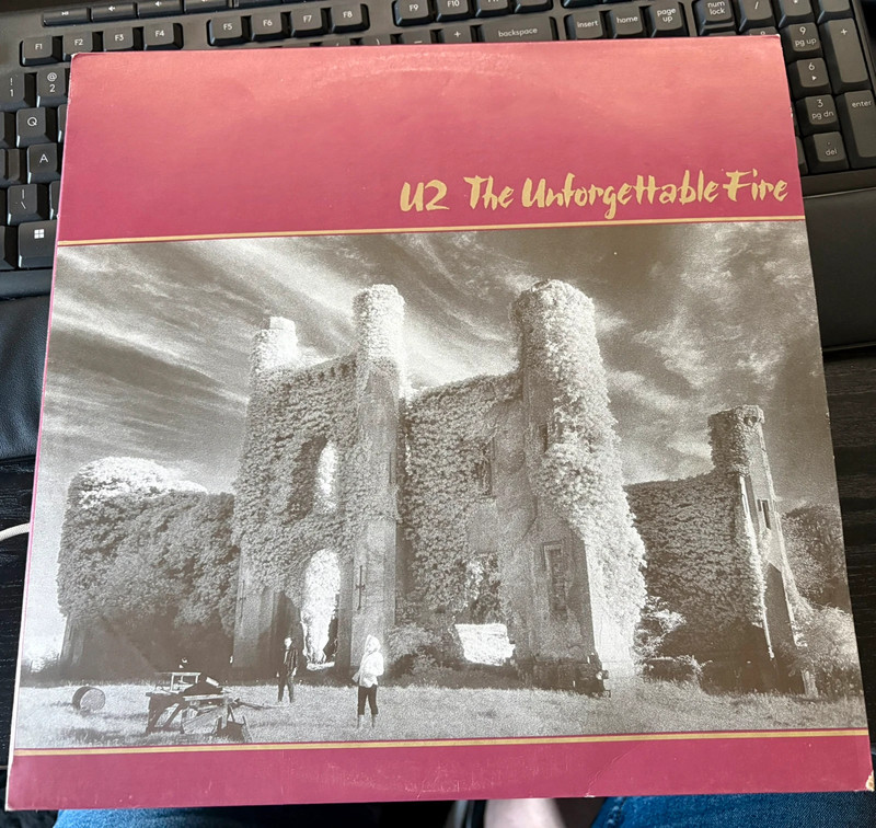 U2, The unforgettable fire 1984
