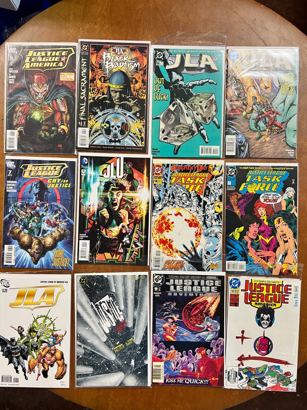 Molti 12 fumetti DC Justice League of America, Task Force. Battesimo nero