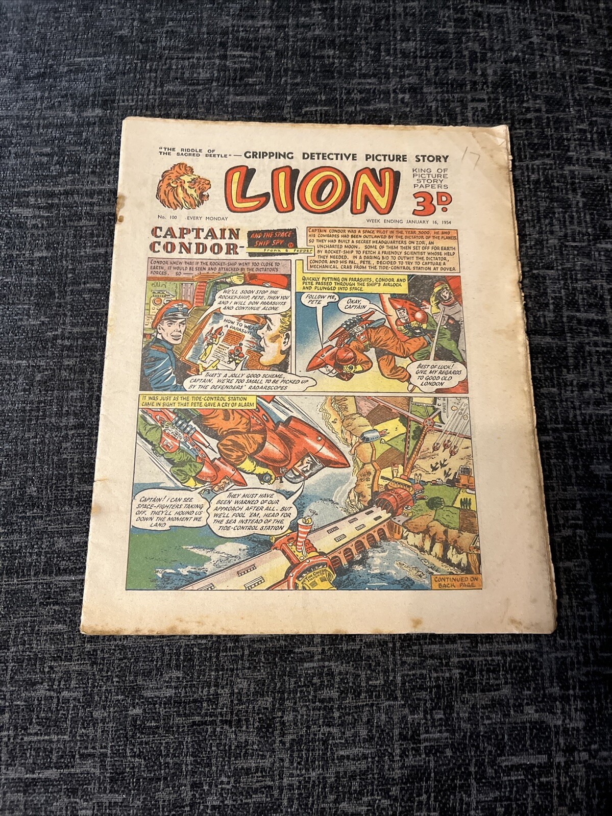 Lion Comic - No 100 - 16 January 1954