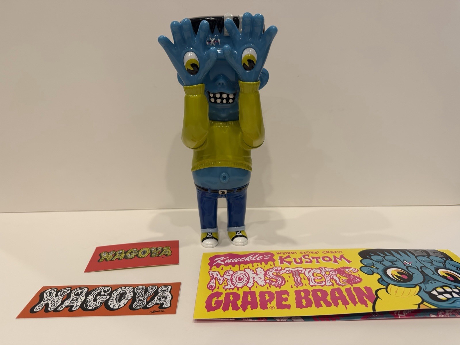 Headlock Studio X Grape Brain Franky - Mostri personalizzati di Knuckle 