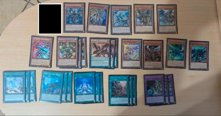 Base True Draco - Yugioh