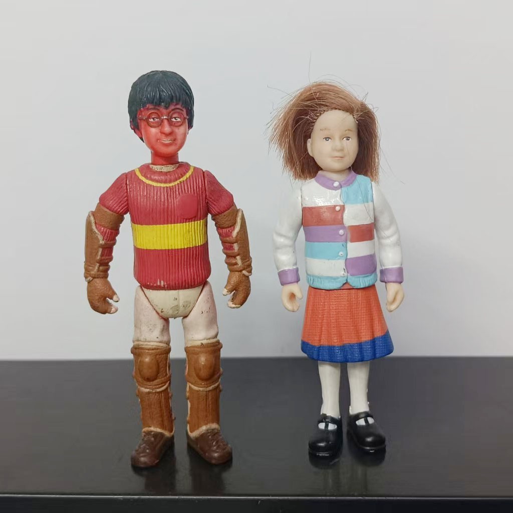lot of 2 Harry Potter Quidditch Harry & Ginny Weasley Loose Action Figures 3.75"