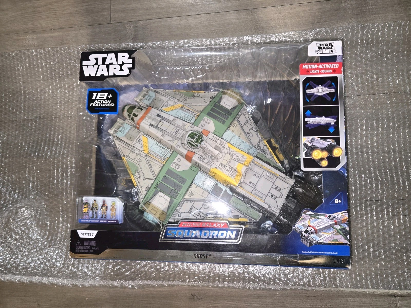 Jazwares Star Wars Micro Galaxy #0131 Ghost movimento veicolo 15" con 4 figurine serie 3