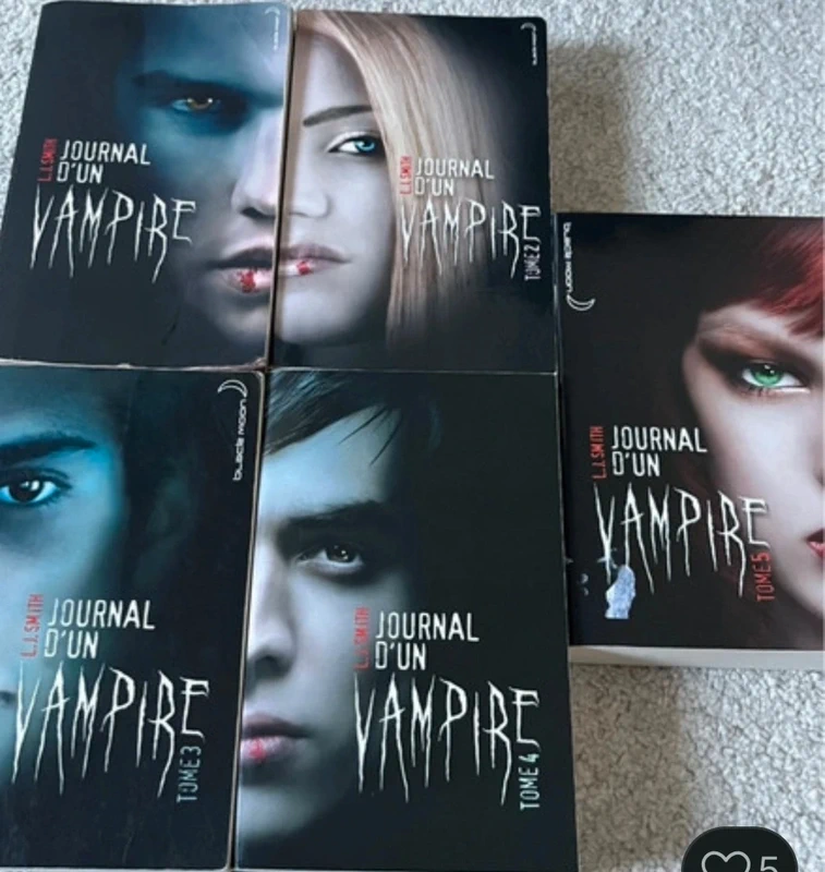 Lot de 5 tomes journal d un vampire. 1 a 5