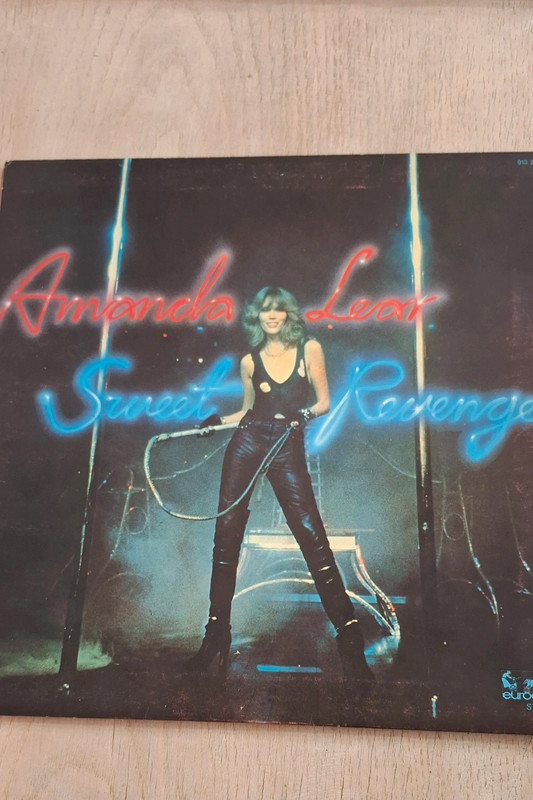 Vinyl 33 tours amanda Lear