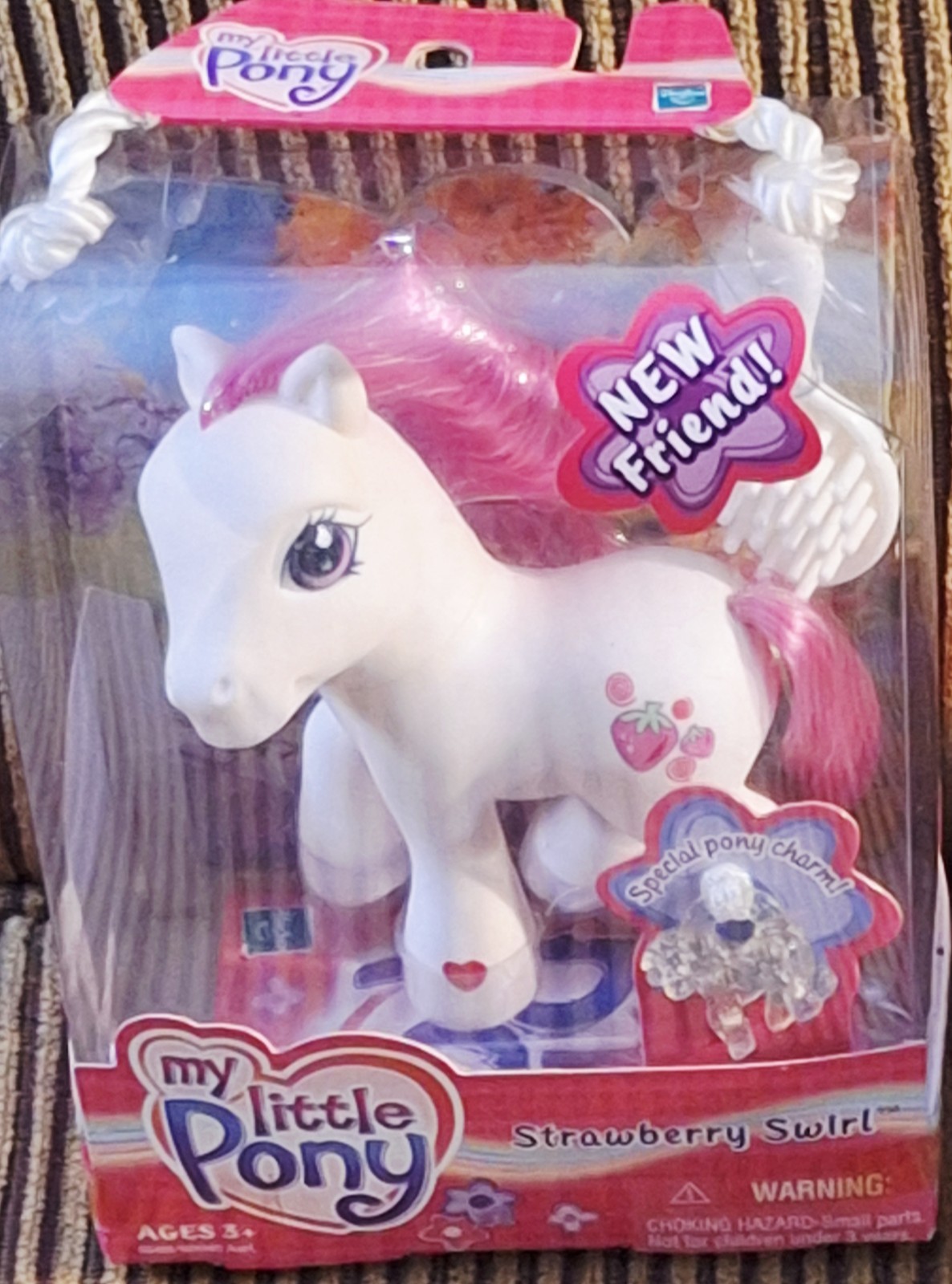 My Little Pony Strawberry Swirl 2003 MLP Hasbro con ciondolo nuovo scatola sigillata