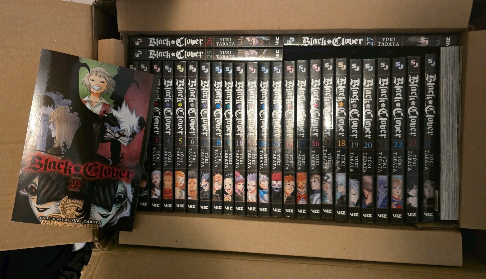 Lotto manga quadrifoglio nero vol 1-29 inglese copertina morbida VIZ Media Yuki Tabata