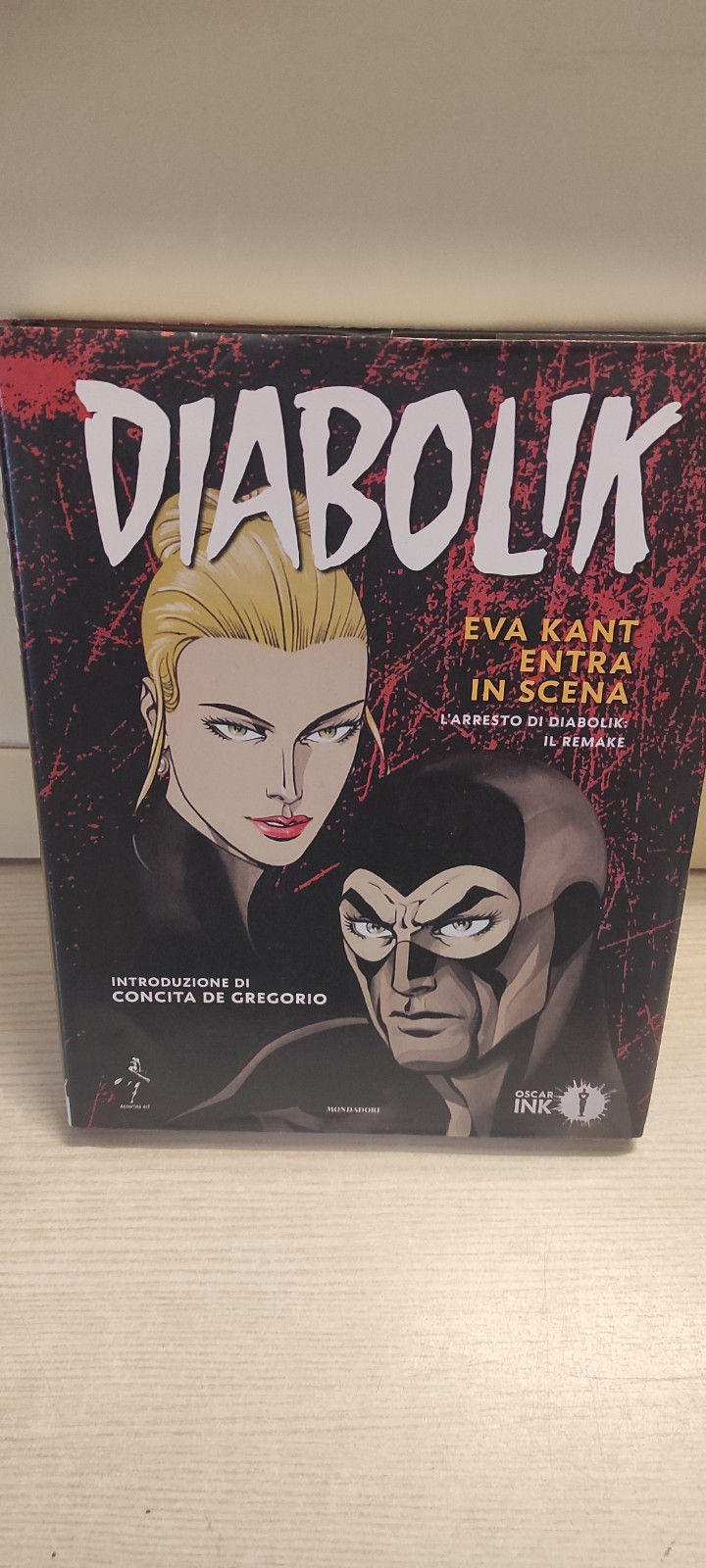 DIABOLIK - EVA KANT ENTRA IN SCENA - CARTONATO OSCAR LINK 2019 -COPERTINA POSTER