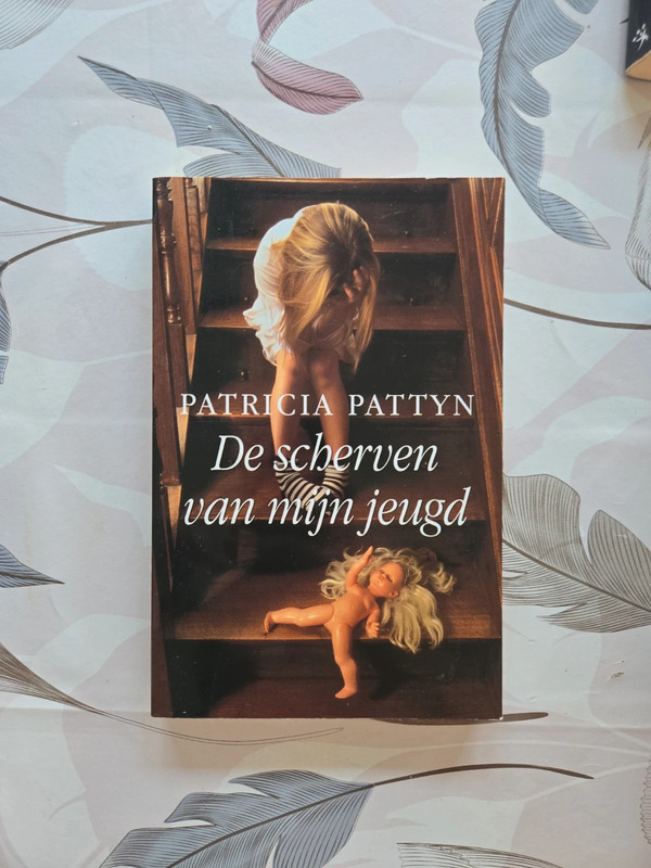 Boek de Scherven van mijn Jeugd - Patricia Pattyn