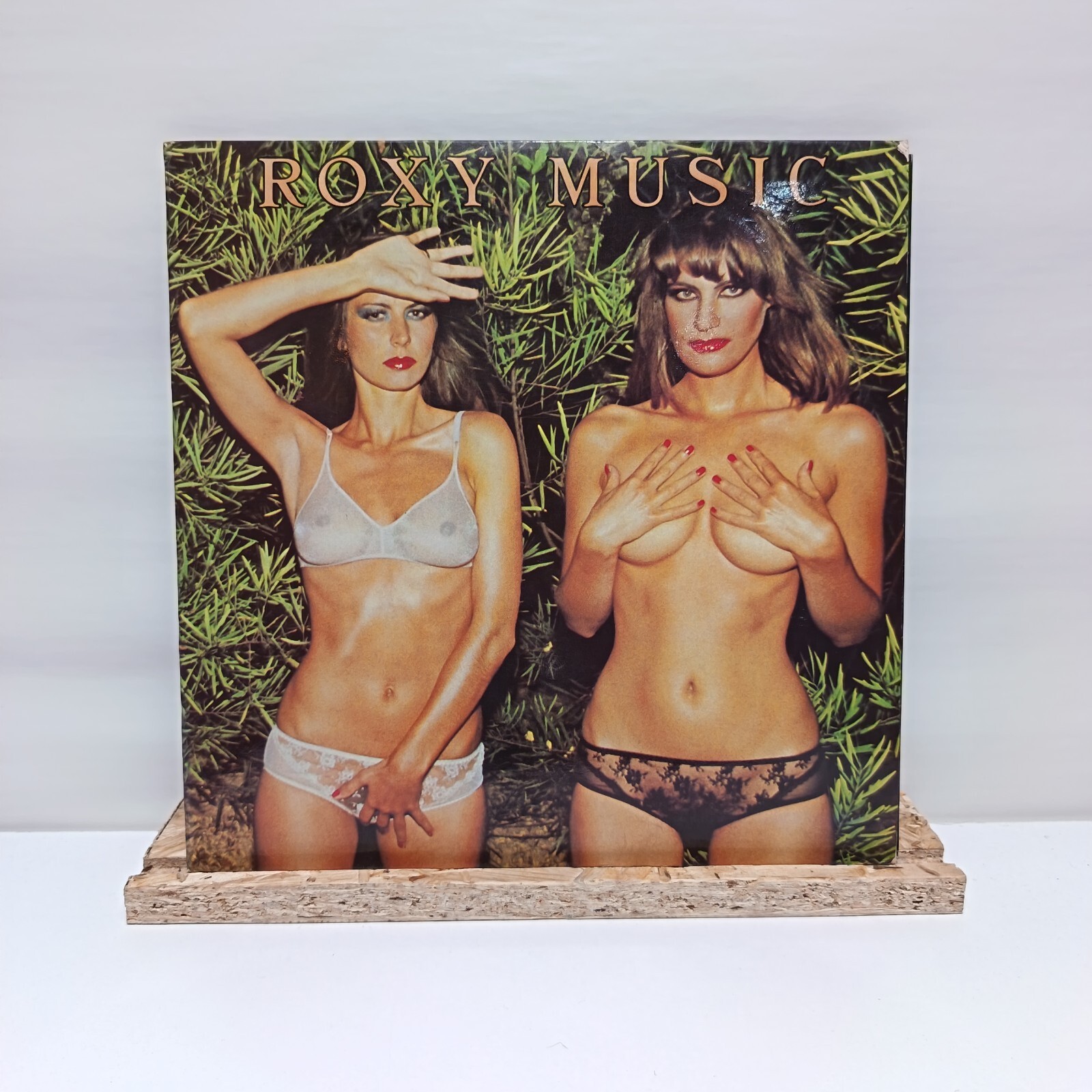 Roxy Music country life vinyl record 1974 VG+/VG+ ILPS 9303