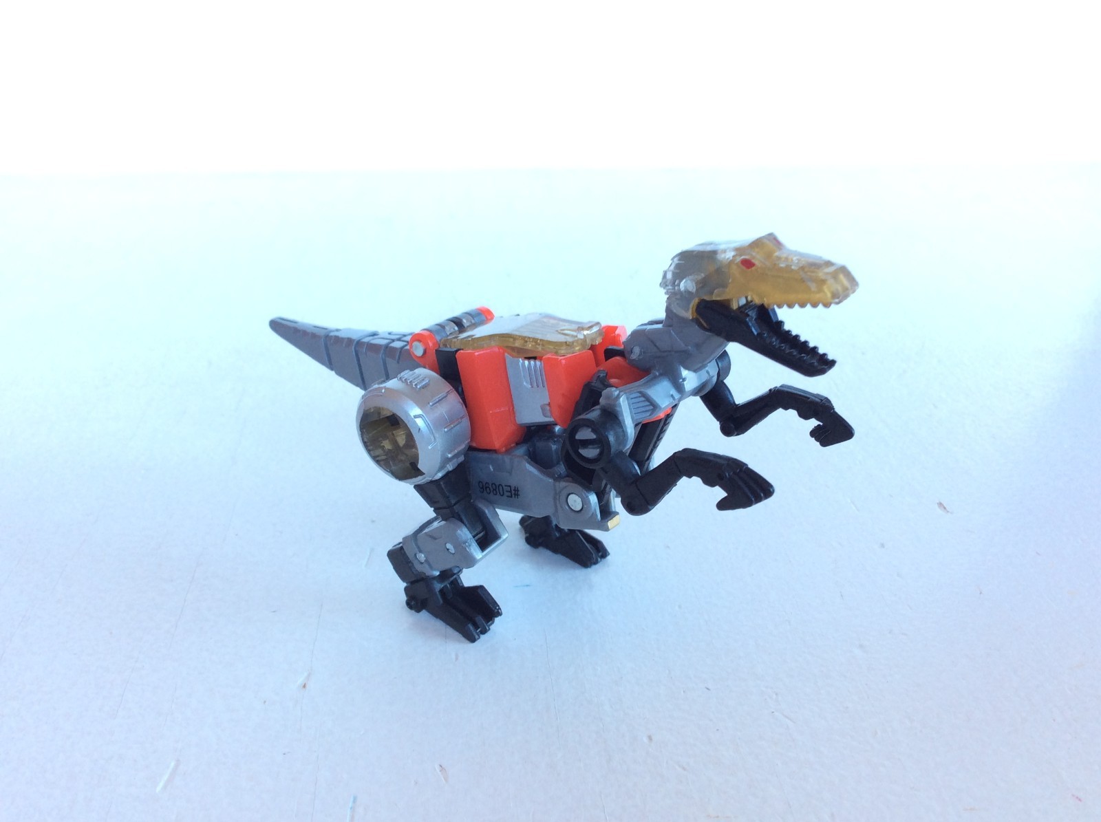 TRANSFORMERS Power of the Primes Dinobot SLASH, Generations Legends 2018