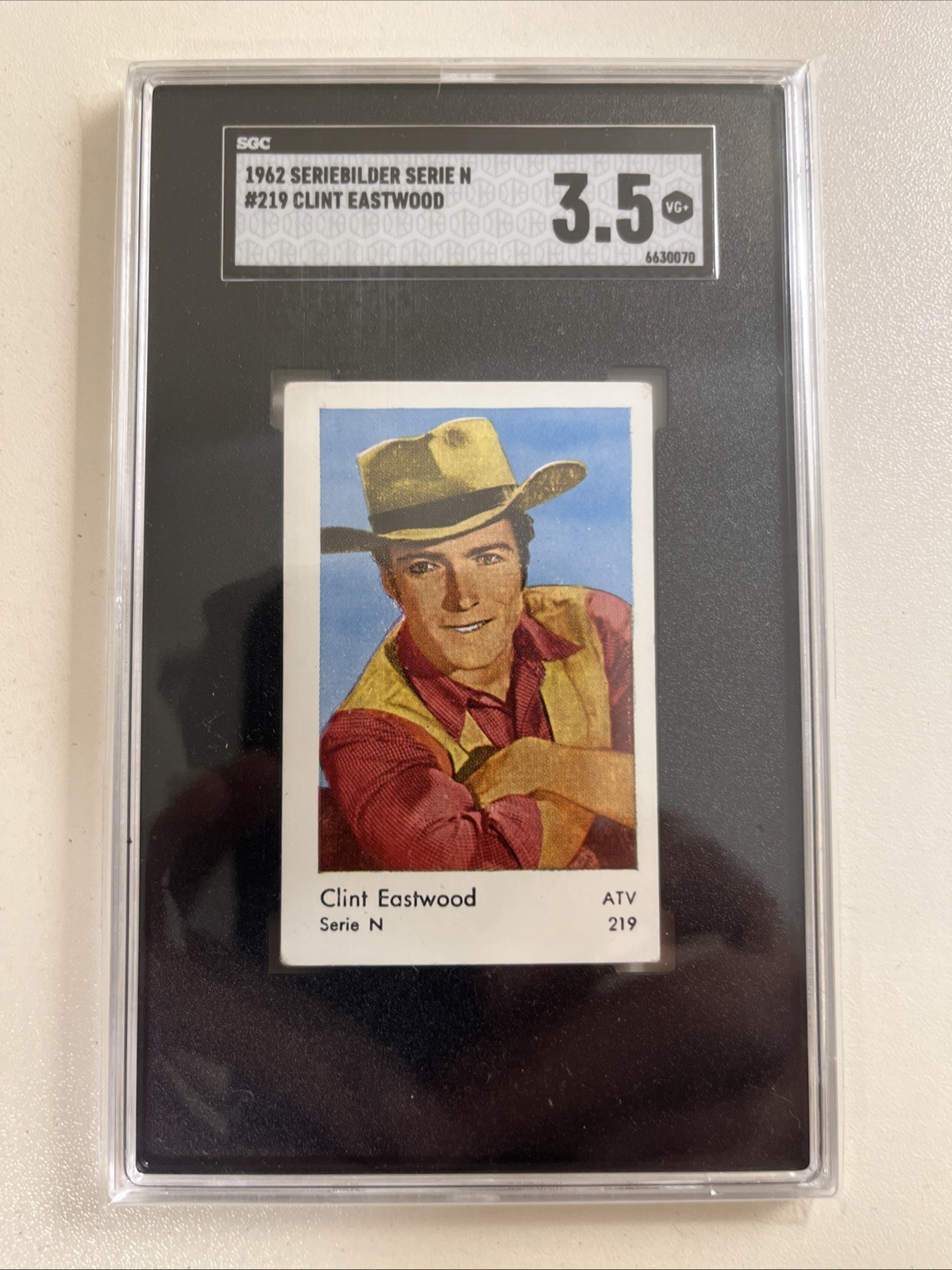 PSA 3.5 CLINT EASTWOOD ROOKIE CARD 1962 COLOR-STARS #219 ABC RAW-HIDE