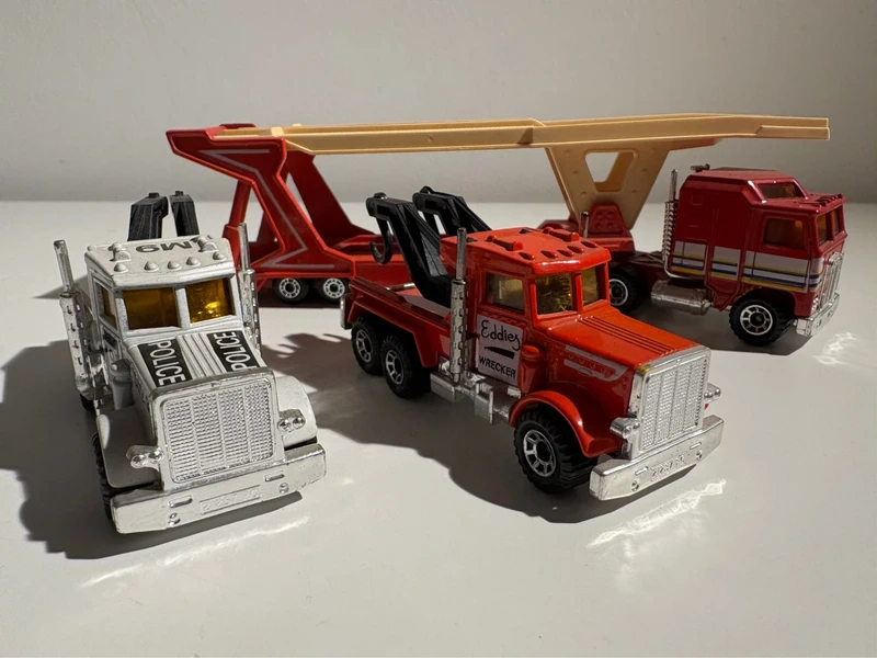 3 Matchbox superfast n11 Car transporter Kenworth 1981